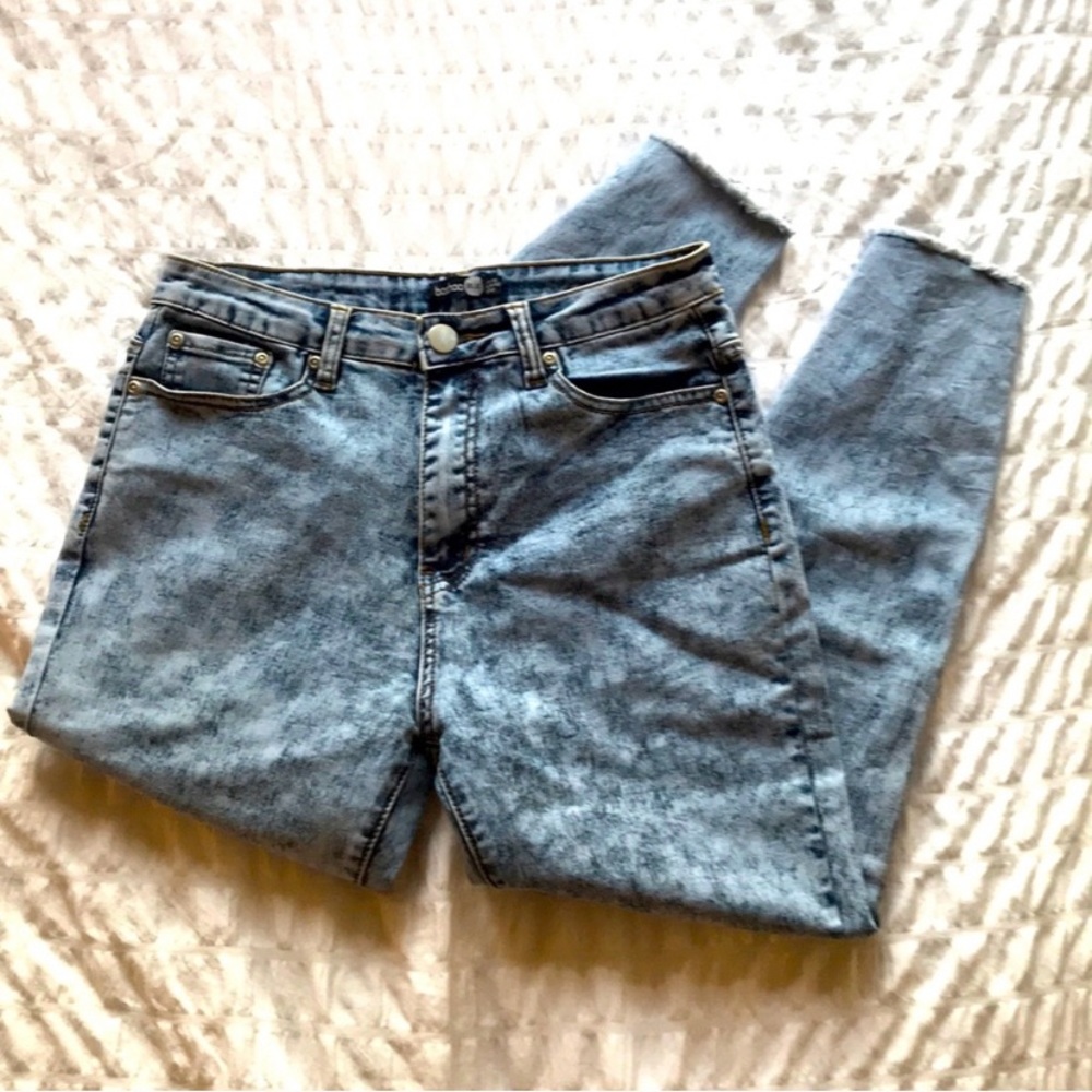 Acid Wash Jeggings, mid-to-high waist